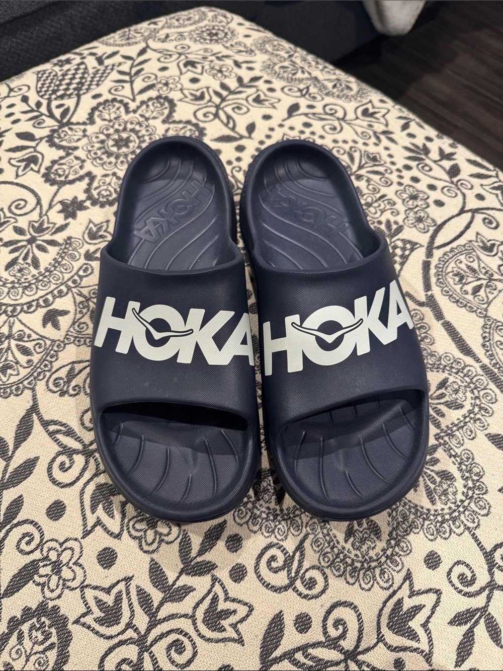 Men’s Hoka Slides - NEW